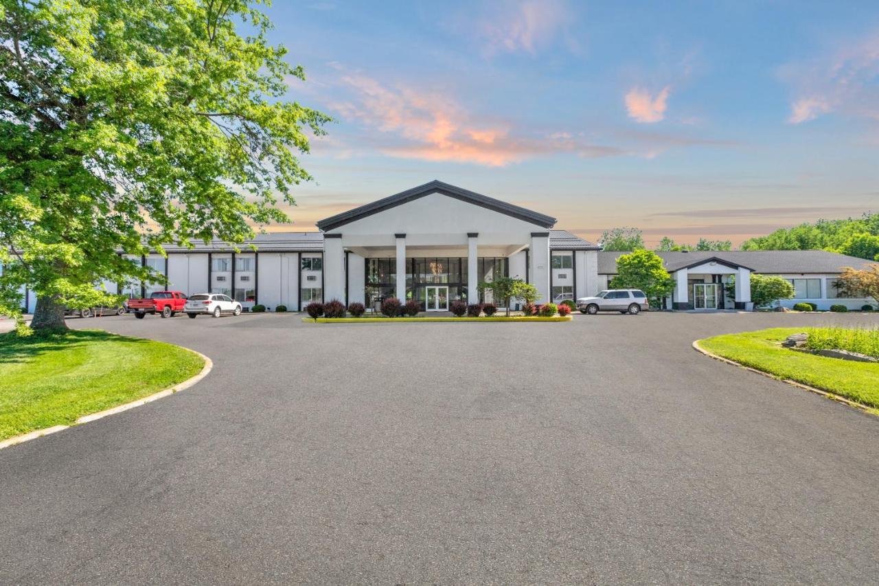Days Inn By Wyndham Erie Kearsarge Εξωτερικό φωτογραφία